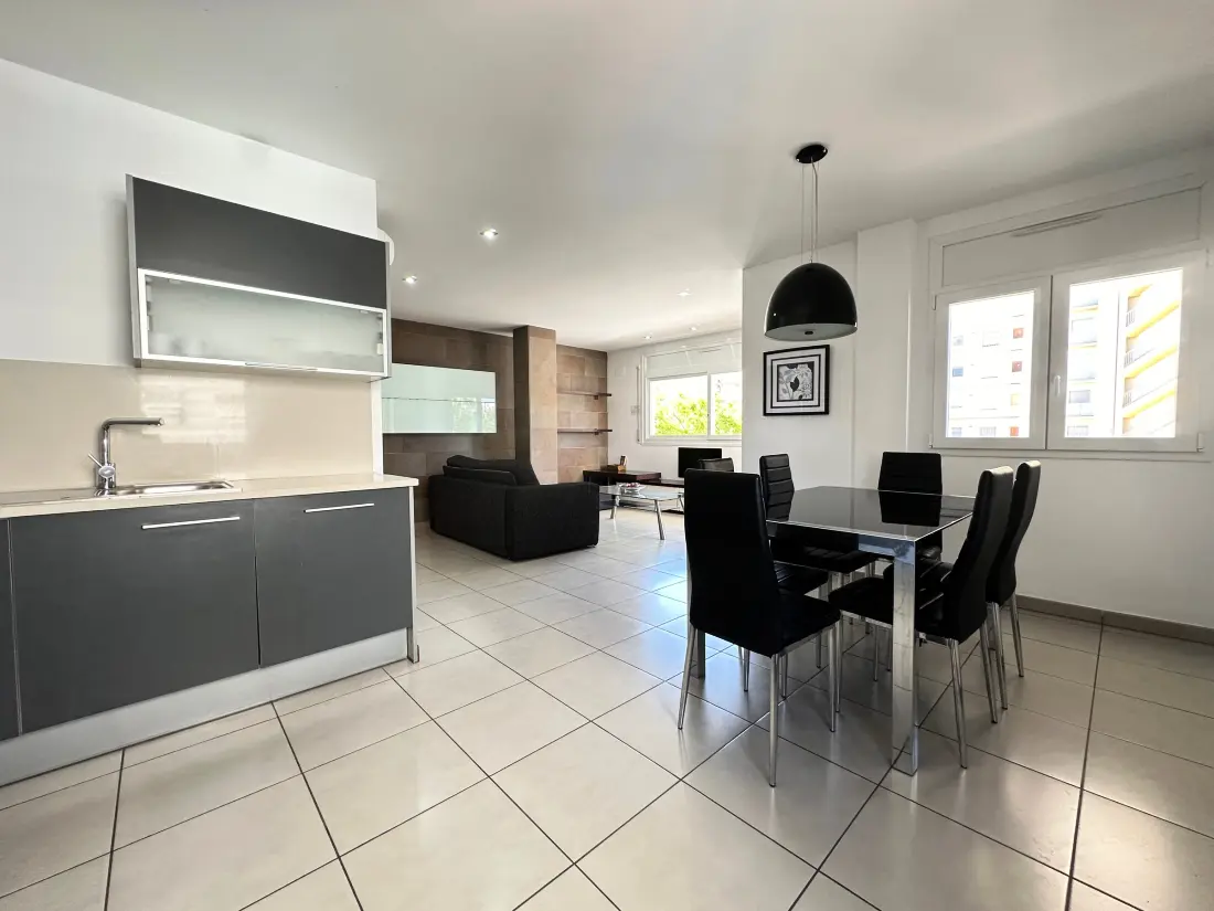 Location de Vacances Roses 683