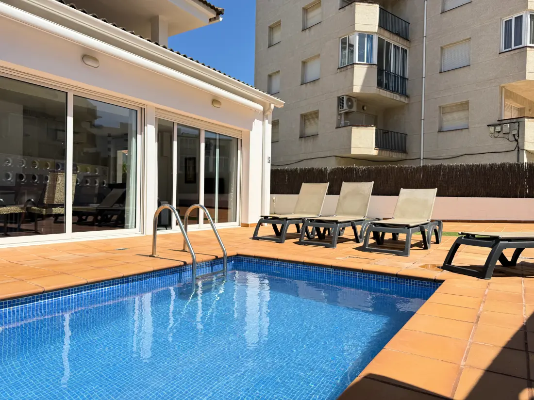 Location de Vacances Roses 684