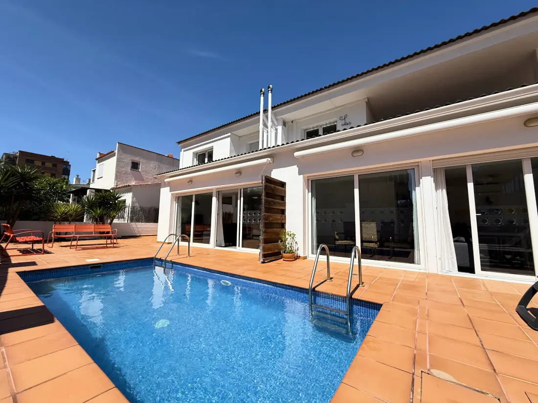 Location de Vacances Roses 688