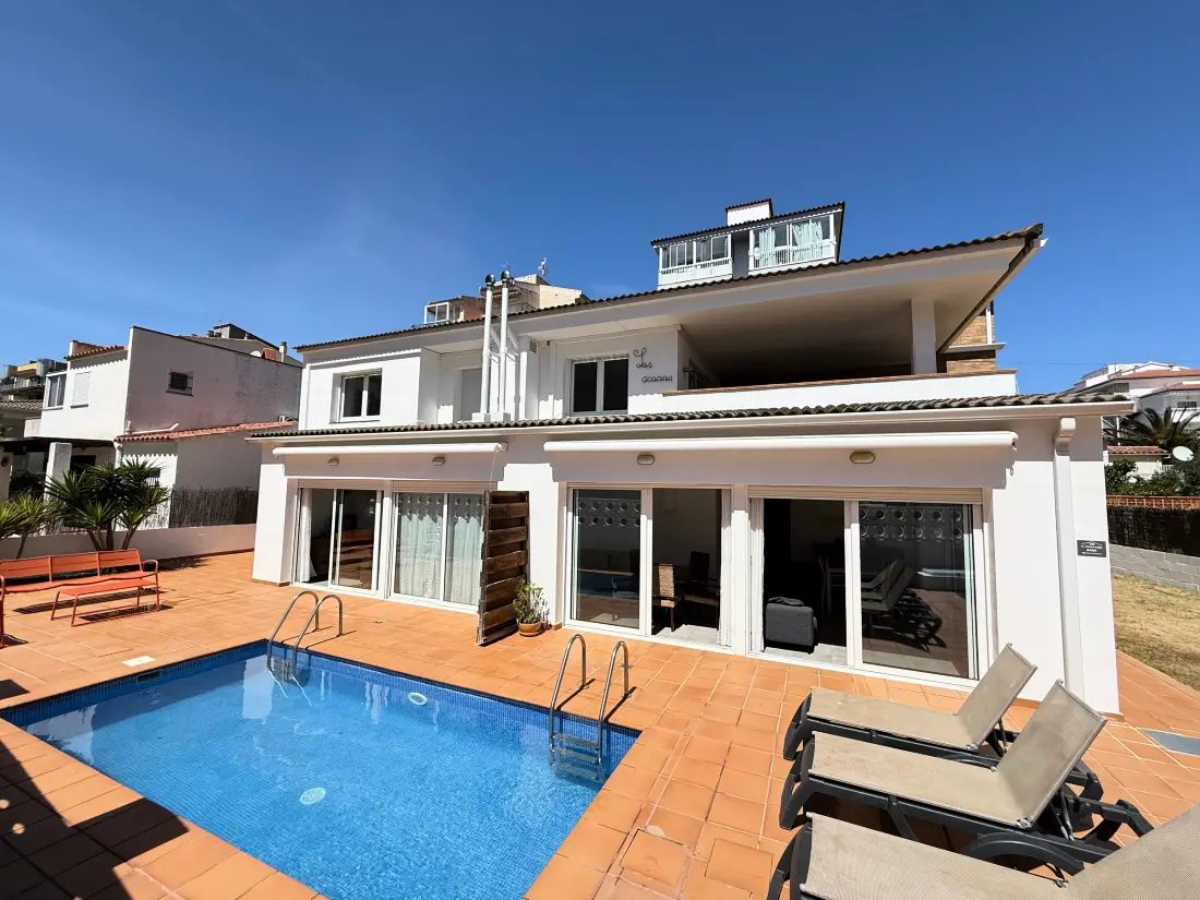 Location de Vacances Roses 688