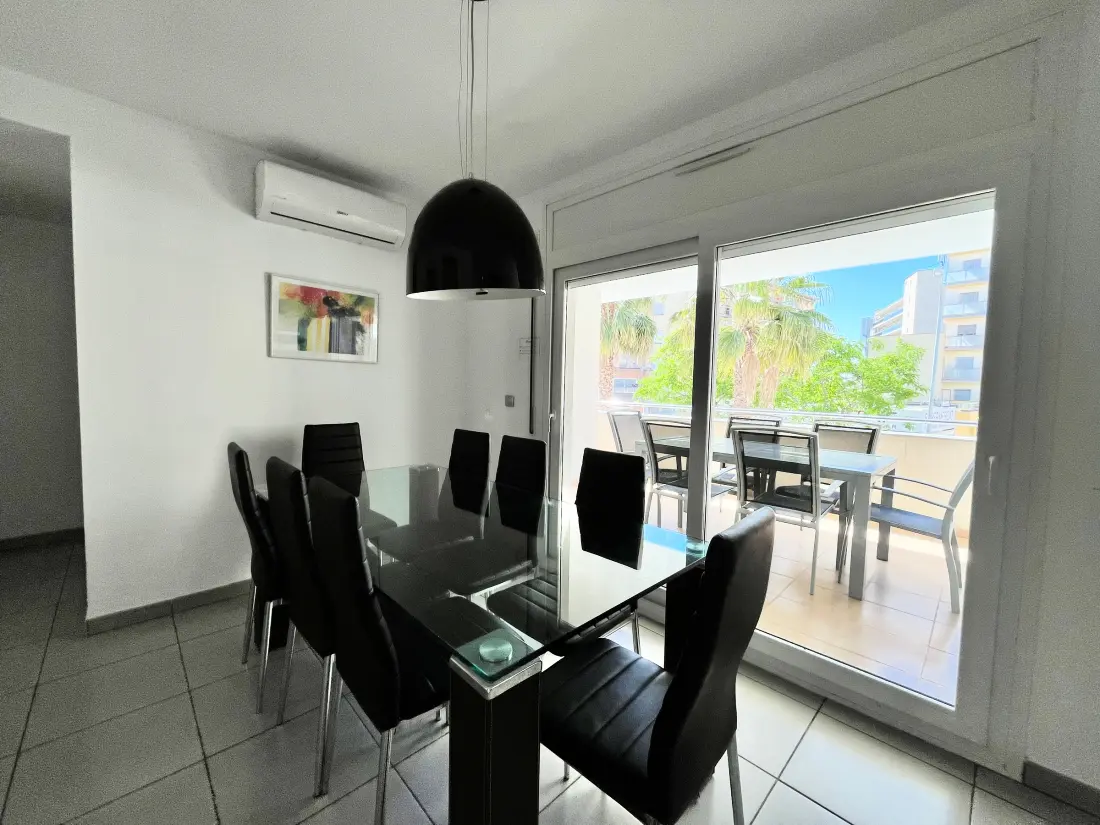 Location de Vacances Roses 699