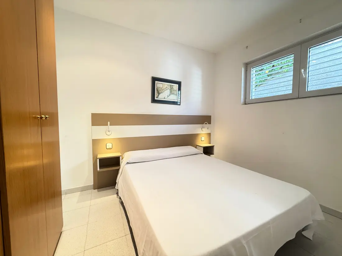 Location de Vacances Roses 731