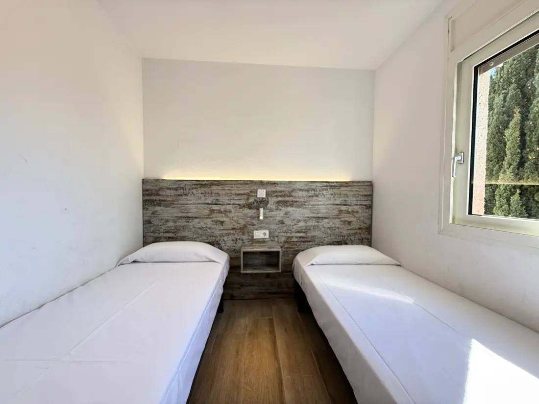 Location de Vacances Roses 738