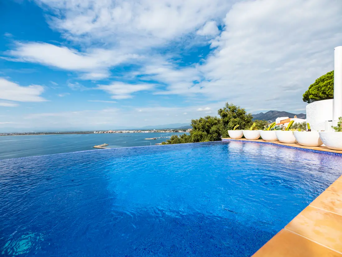 Location de Vacances Roses 764