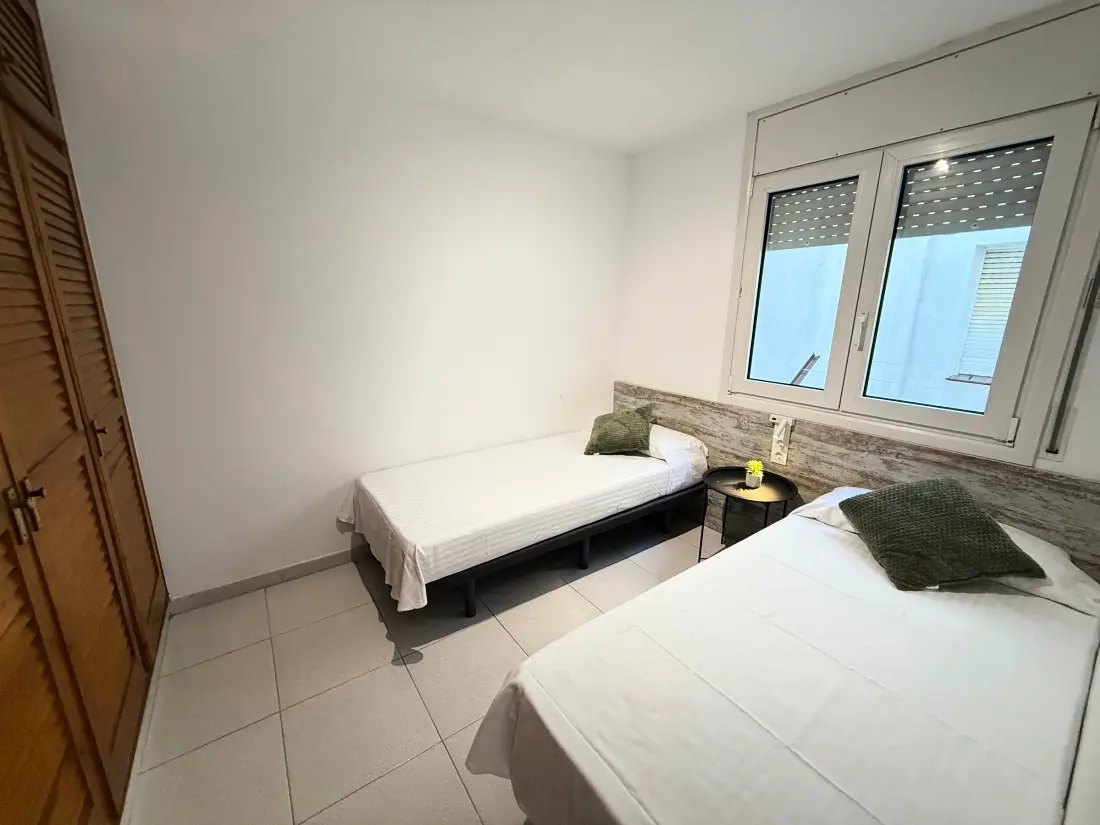 Location de Vacances Roses 785