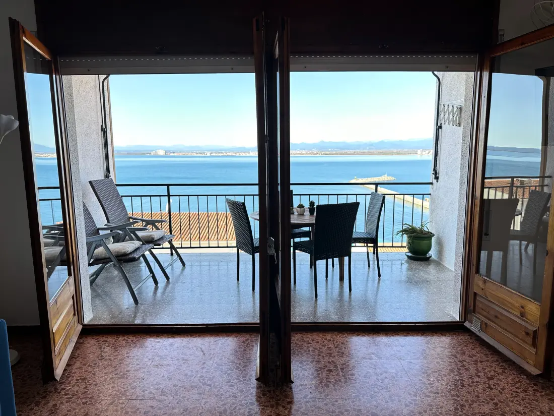 Location de Vacances Roses 786