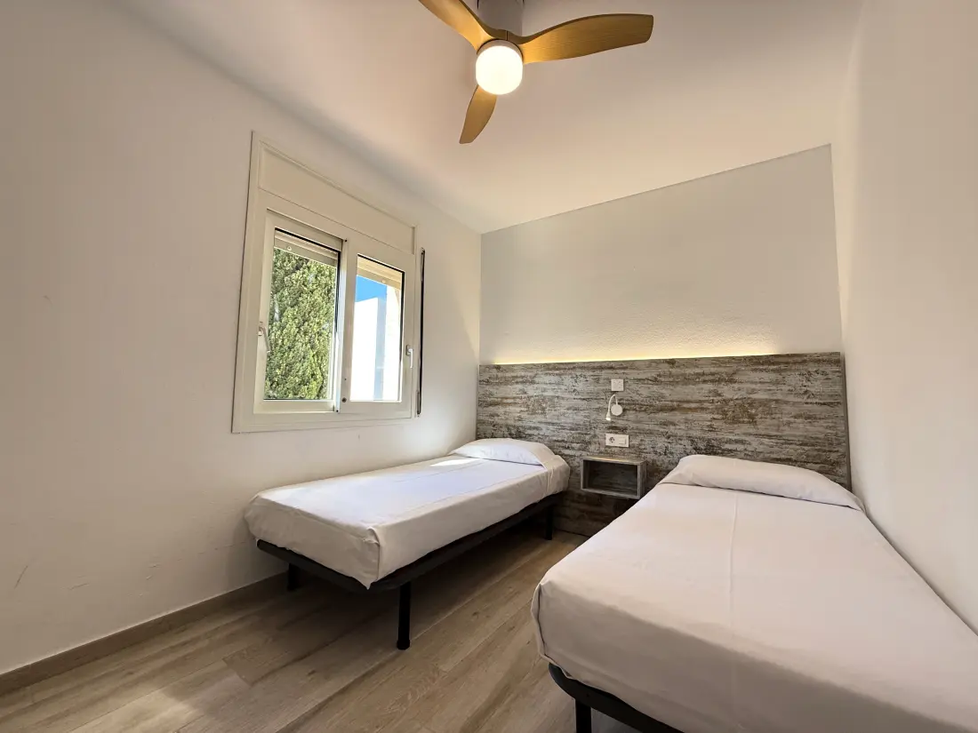 Location de Vacances Roses 793