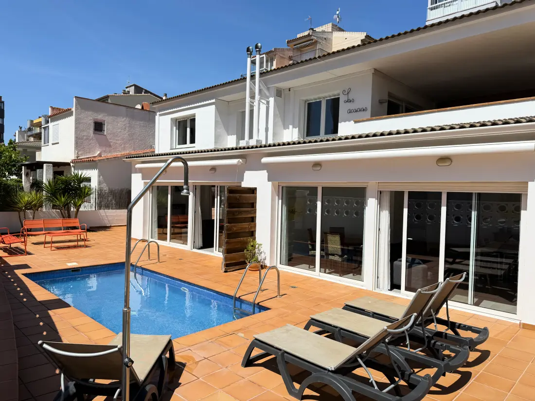 Location de Vacances Roses 825