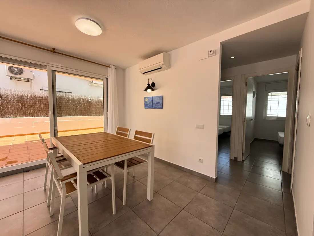 Location de Vacances Roses 825
