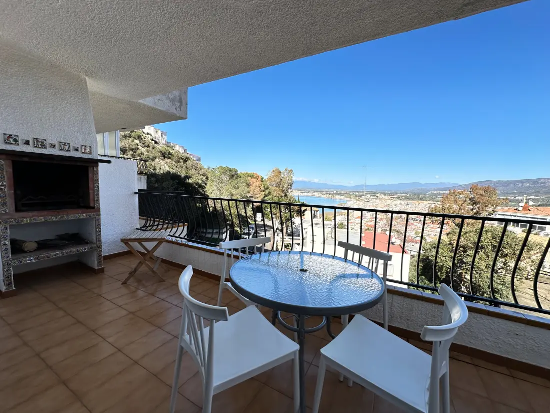 Location de Vacances Roses 834