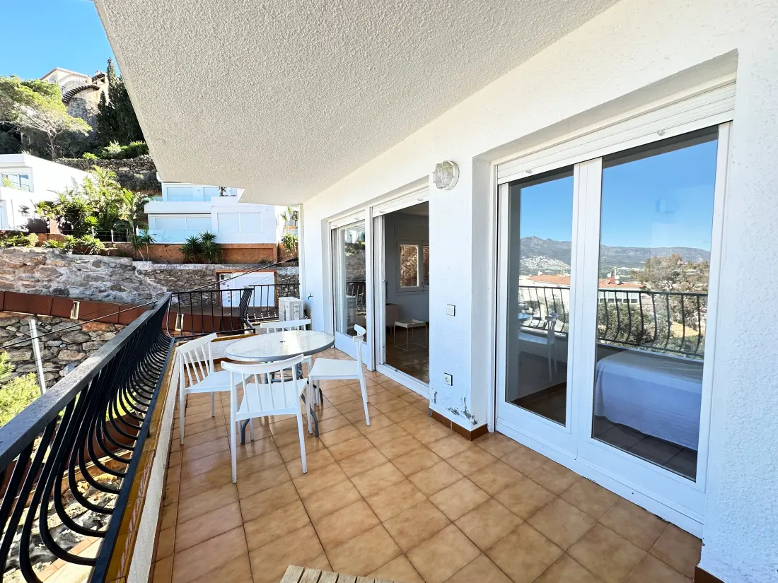 Location de Vacances Roses 834