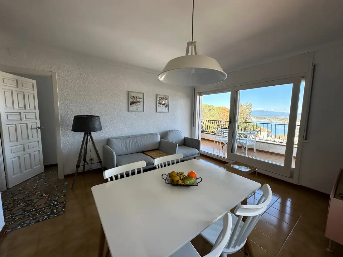 Location de Vacances Roses 834