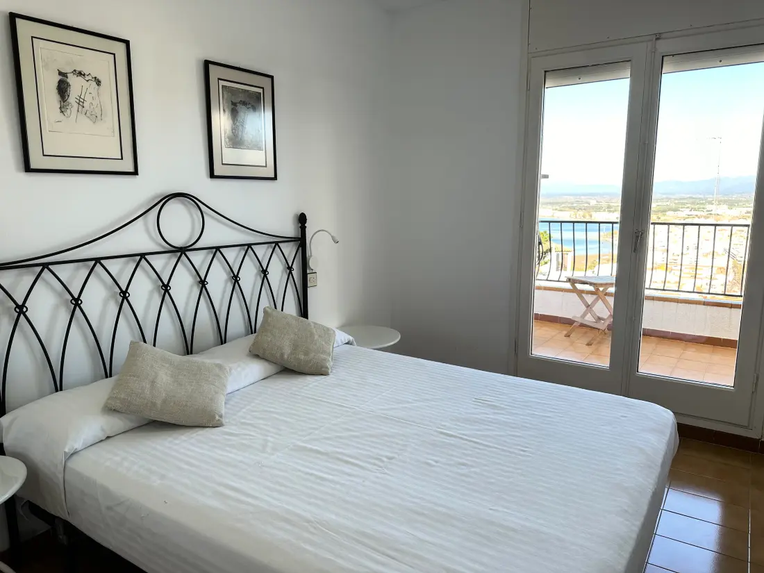 Location de Vacances Roses 834