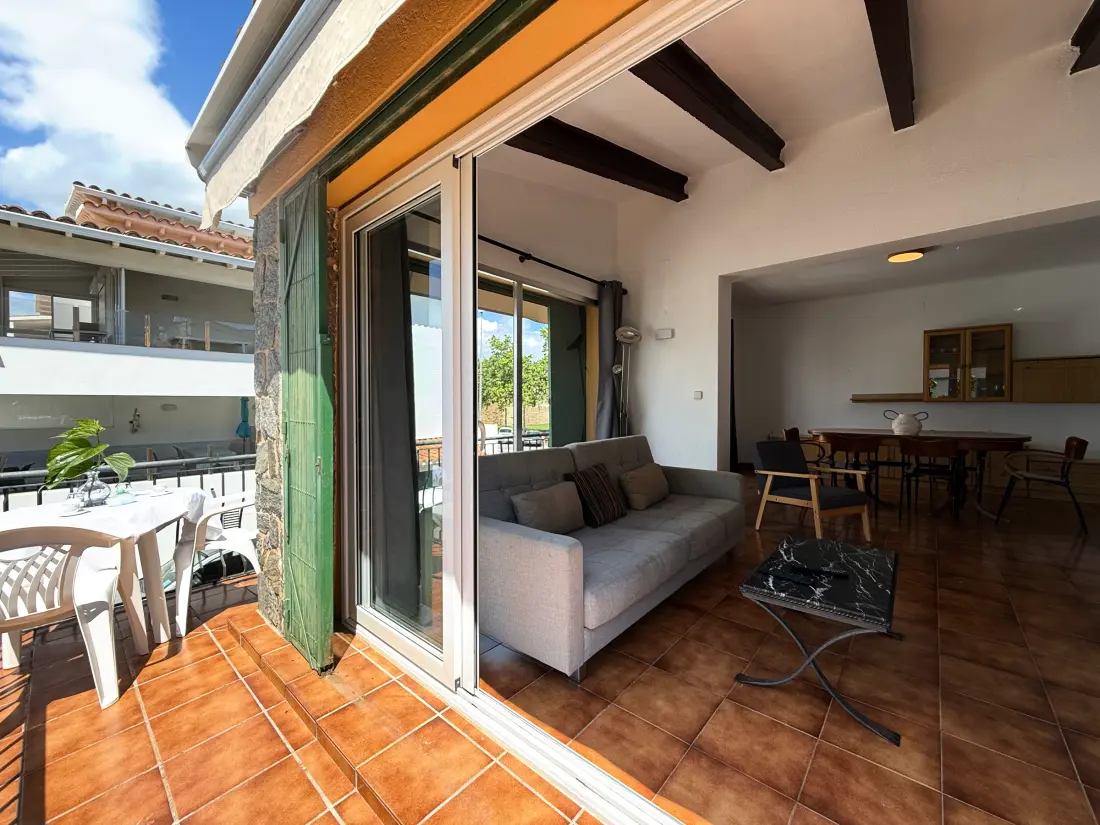 Location de Vacances Roses 837