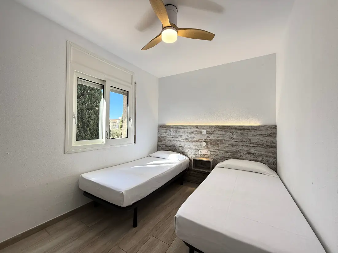 Location de Vacances Roses 847