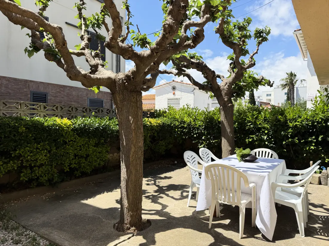 Location de Vacances Roses 852