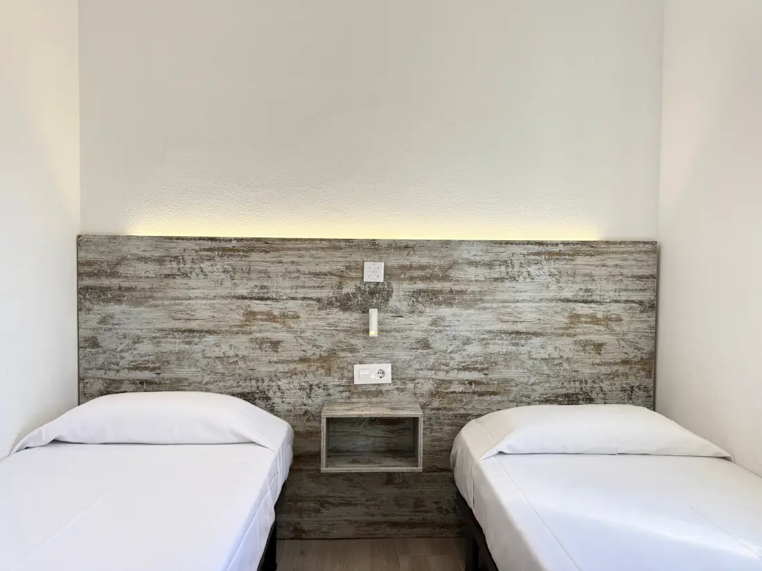 Location de Vacances Roses 854