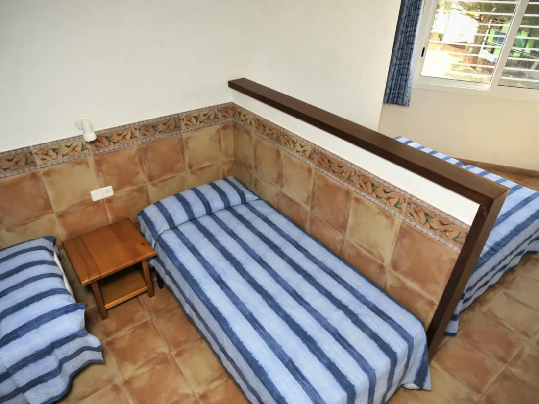 Location de Vacances Roses 879