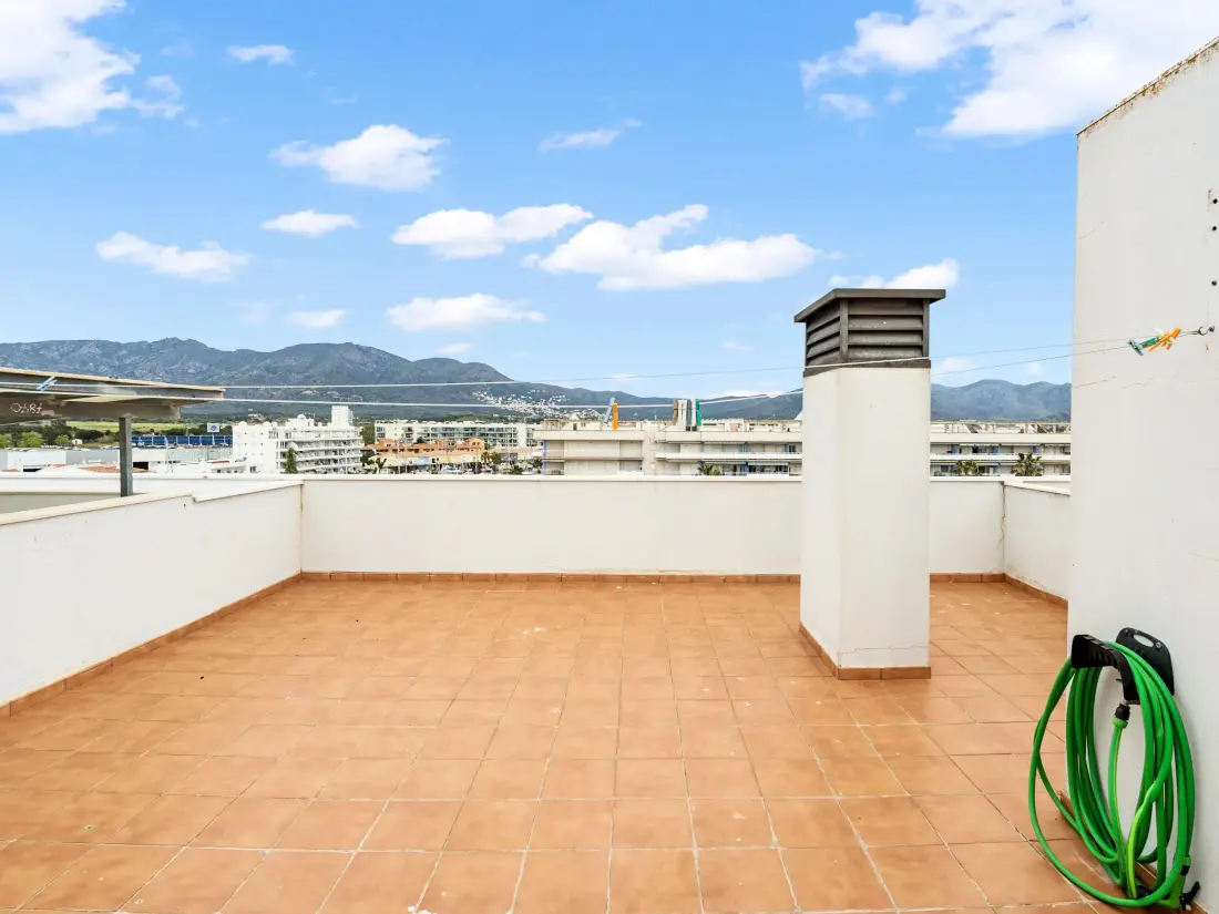 Location de Vacances Roses 885