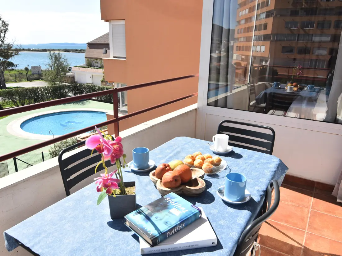 Location de Vacances Roses 889