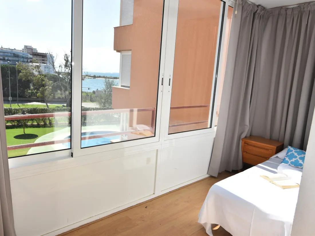 Location de Vacances Roses 889