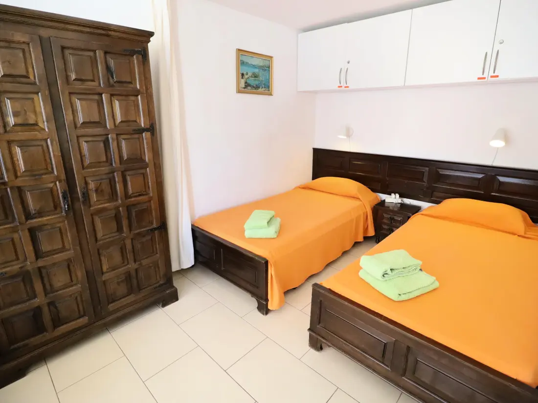 Location de Vacances Roses 913