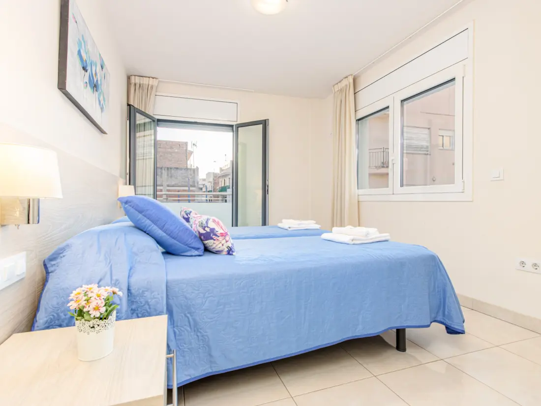 Location de Vacances Roses 942
