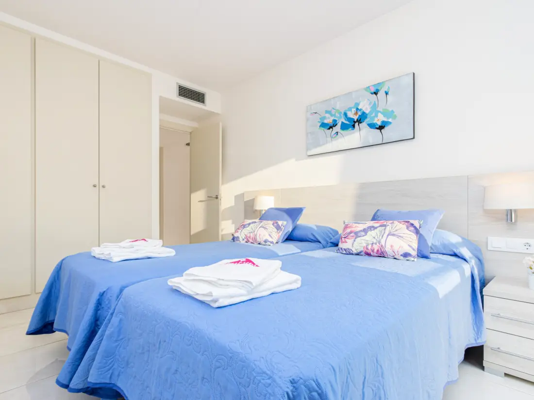 Location de Vacances Roses 942