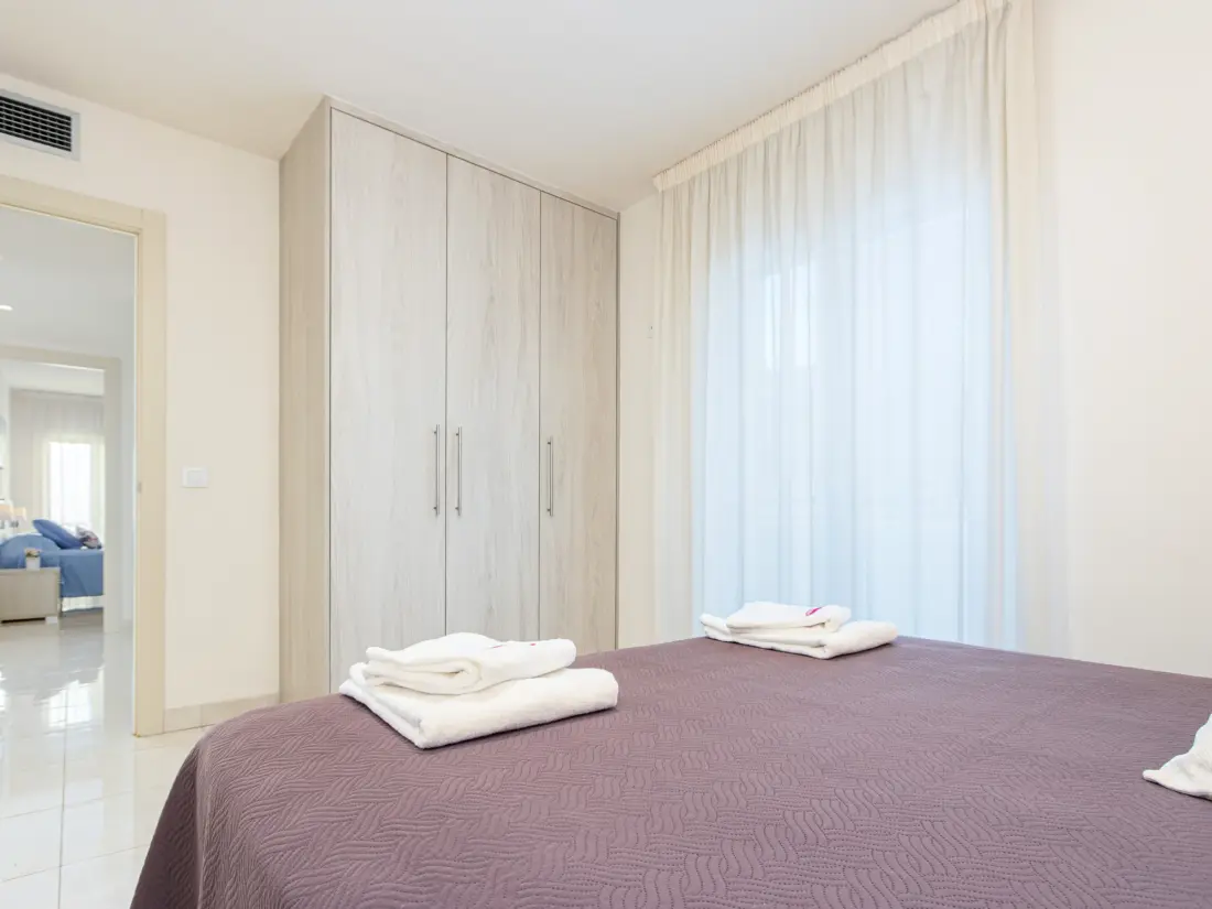 Location de Vacances Roses 942