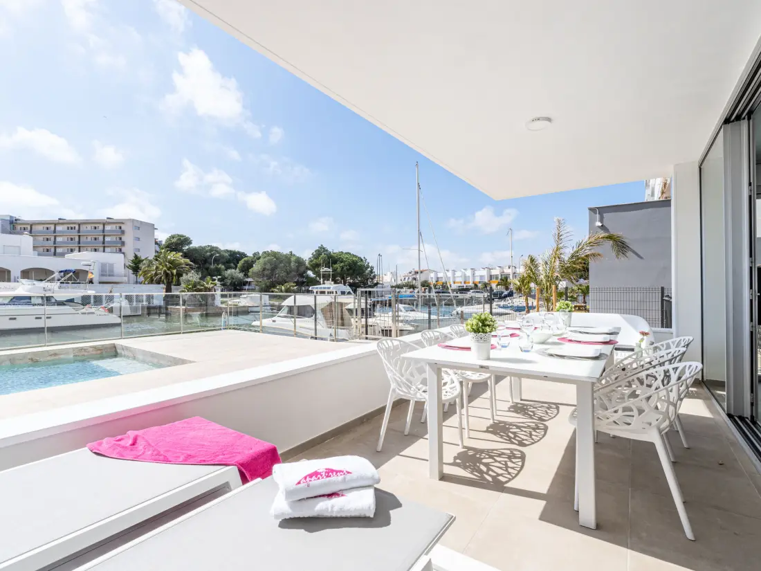Location de Vacances Roses 955