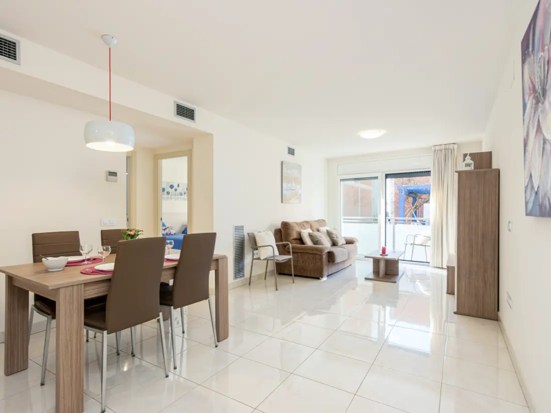 Location de Vacances Roses 963