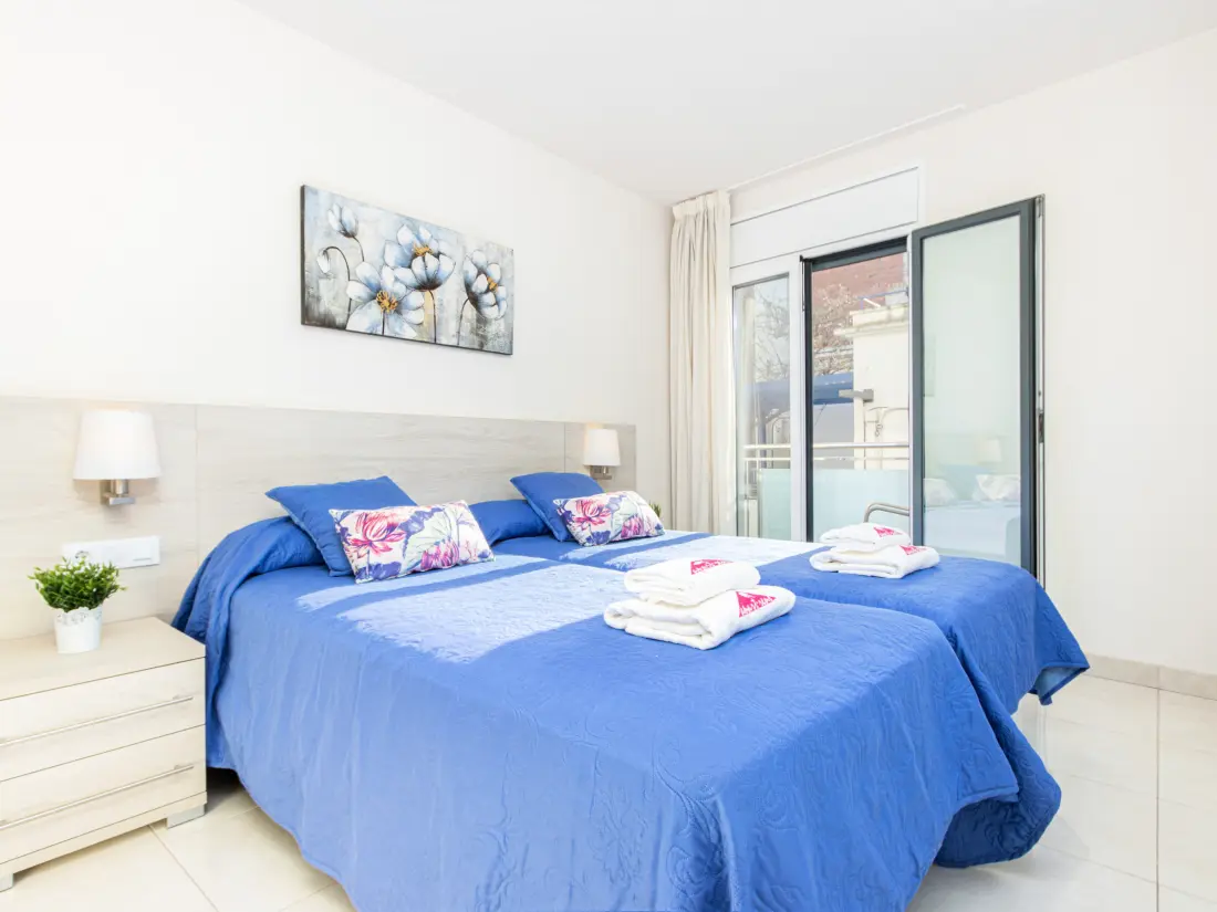 Location de Vacances Roses 964