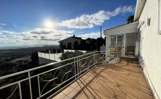 Maison de Vacances Roses 1005