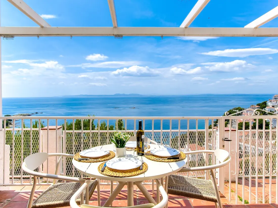 Maison de Vacances Roses 1239