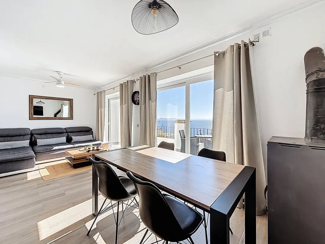 Maison de Vacances Roses 1272