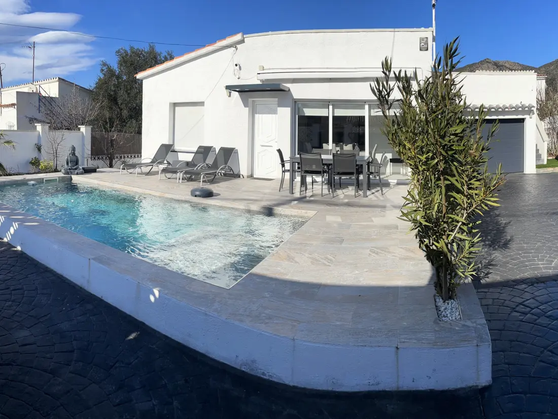 Maison de Vacances Roses 1293