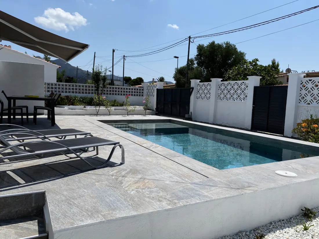 Maison de Vacances Roses 1293