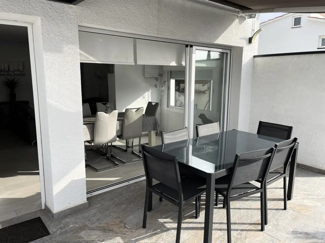 Maison de Vacances Roses 1293