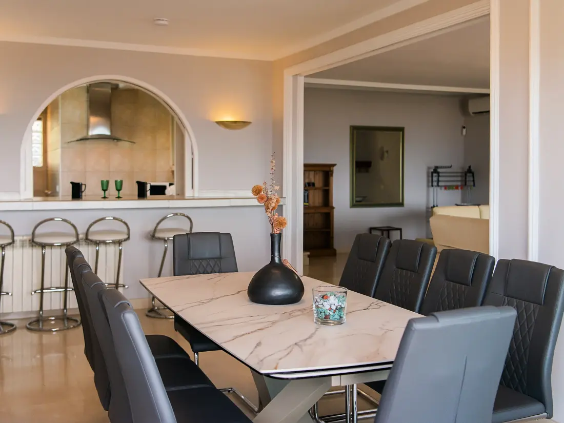 Maison de Vacances Roses 1325