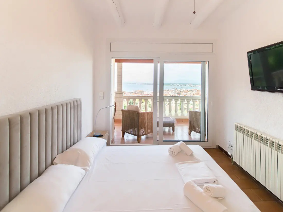 Maison de Vacances Roses 1325