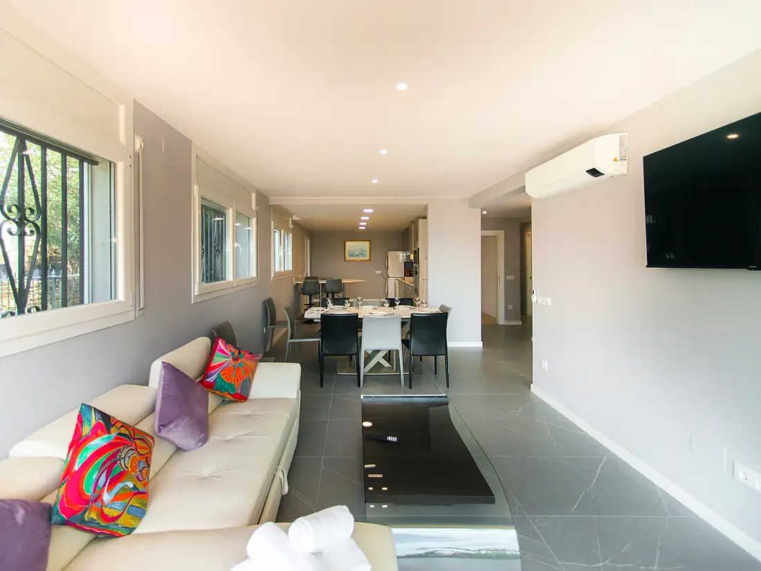 Maison de Vacances Roses 1332