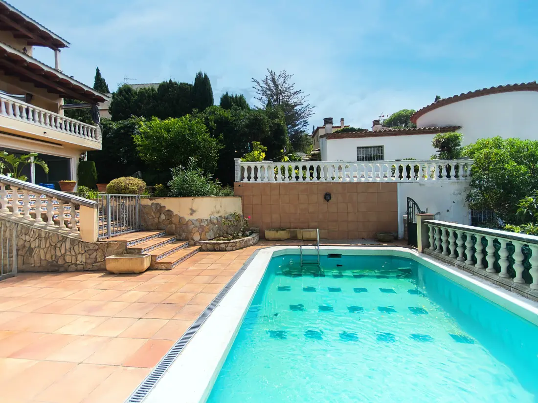 Maison de Vacances Roses 1332