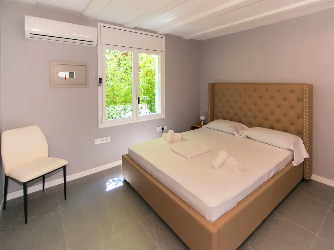 Maison de Vacances Roses 1332