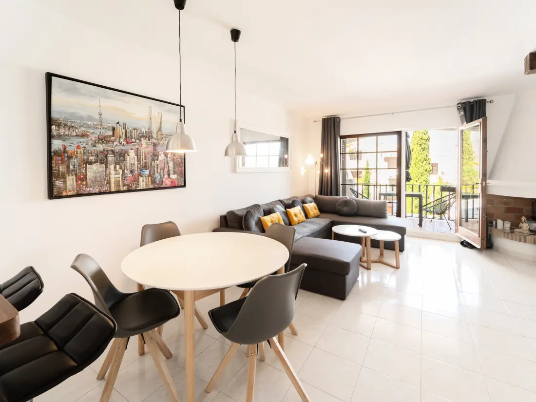 Maison de Vacances Roses 1336
