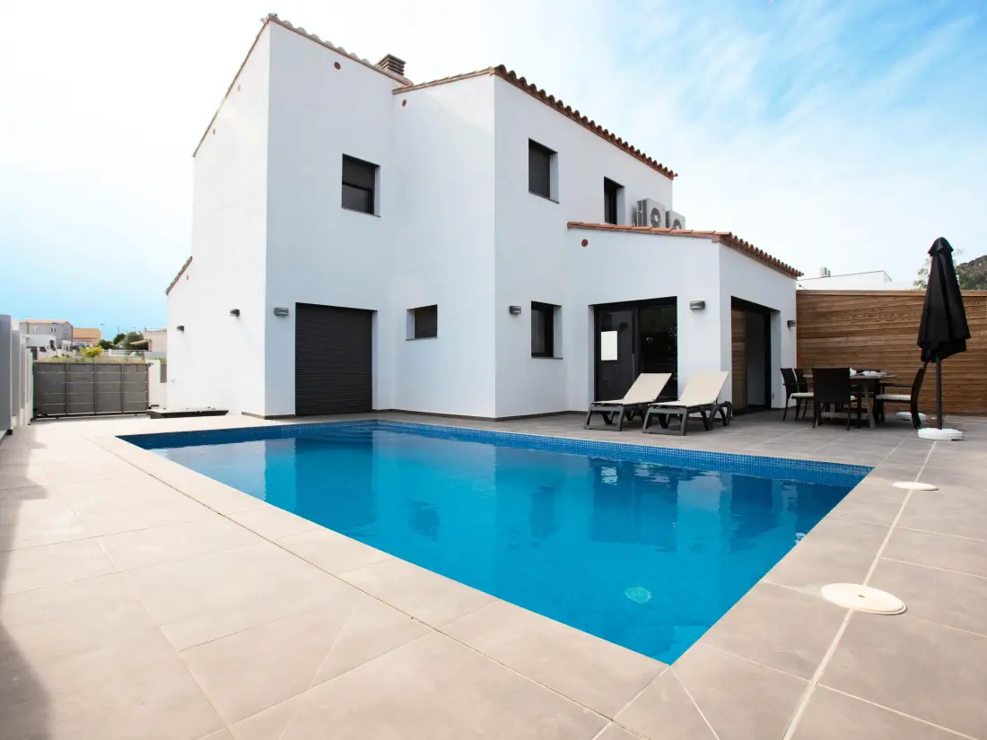Maison de Vacances Roses 533