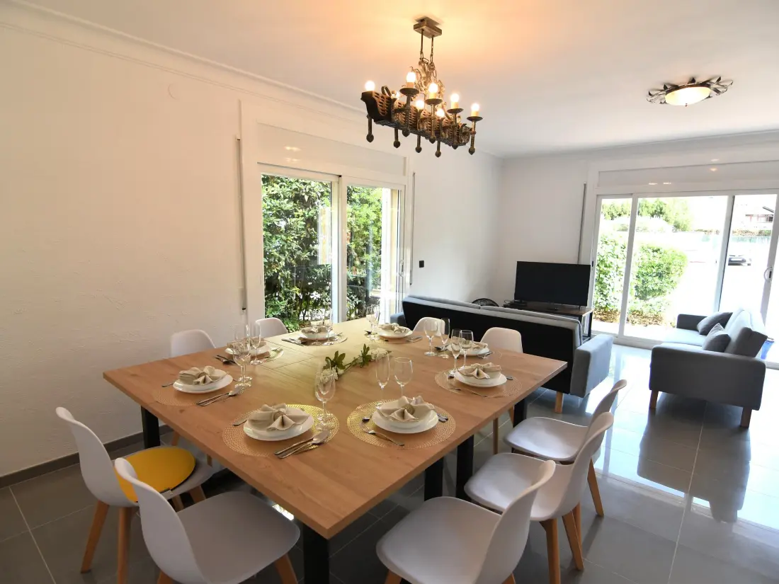 Maison de Vacances Roses 562