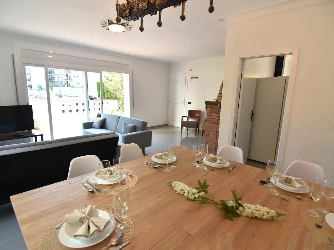Maison de Vacances Roses 562