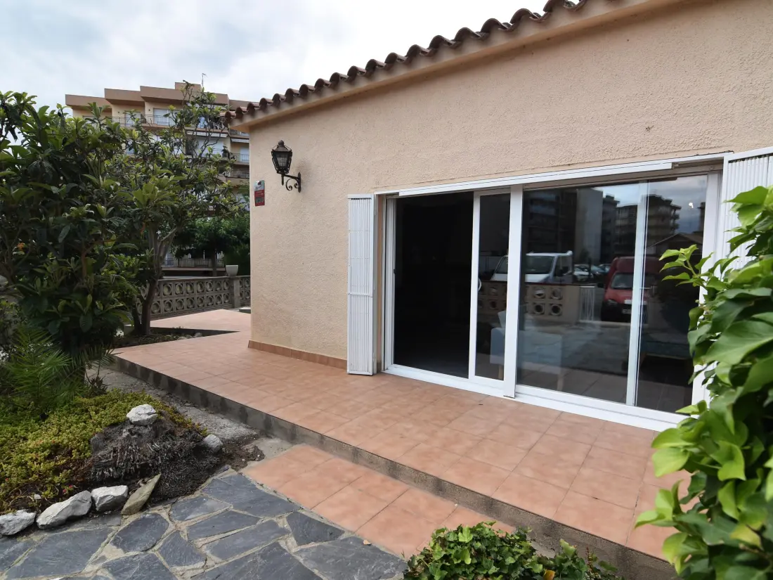 Maison de Vacances Roses 562