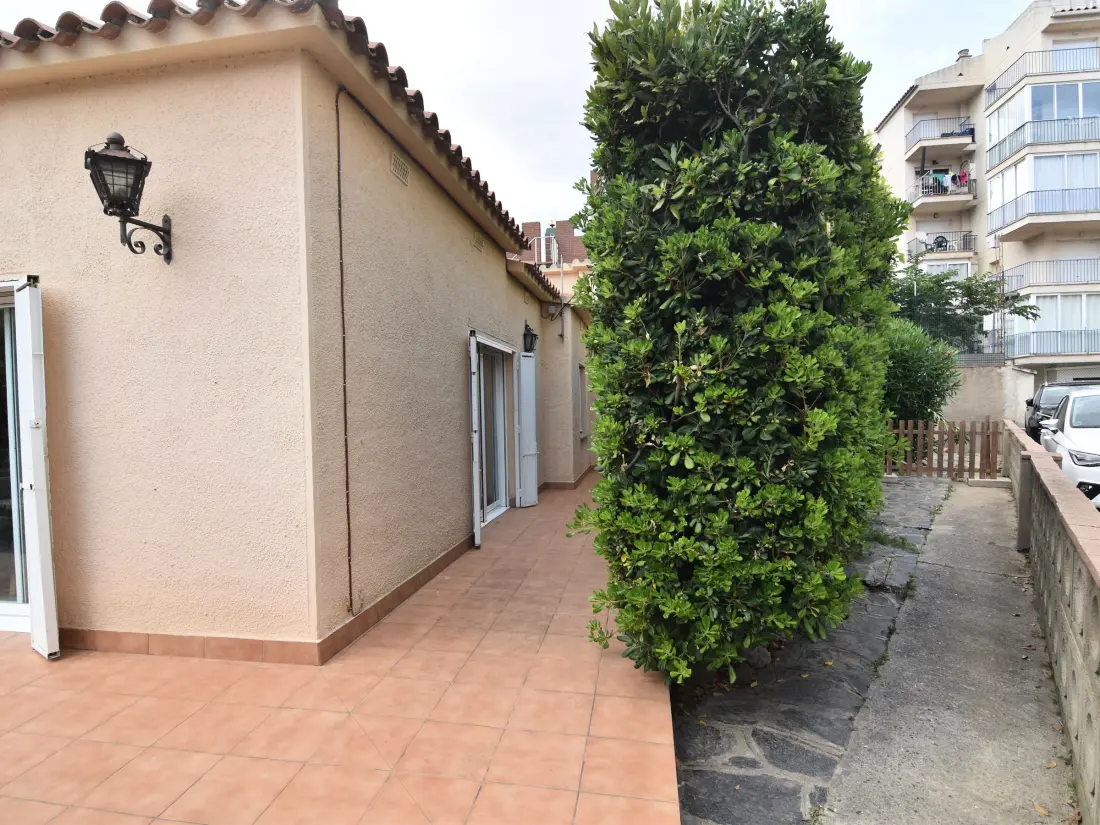 Maison de Vacances Roses 562
