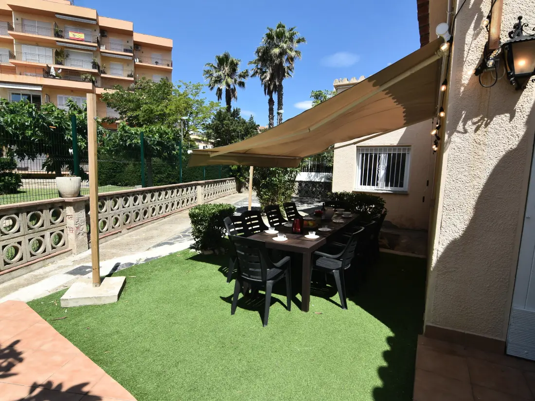 Maison de Vacances Roses 562